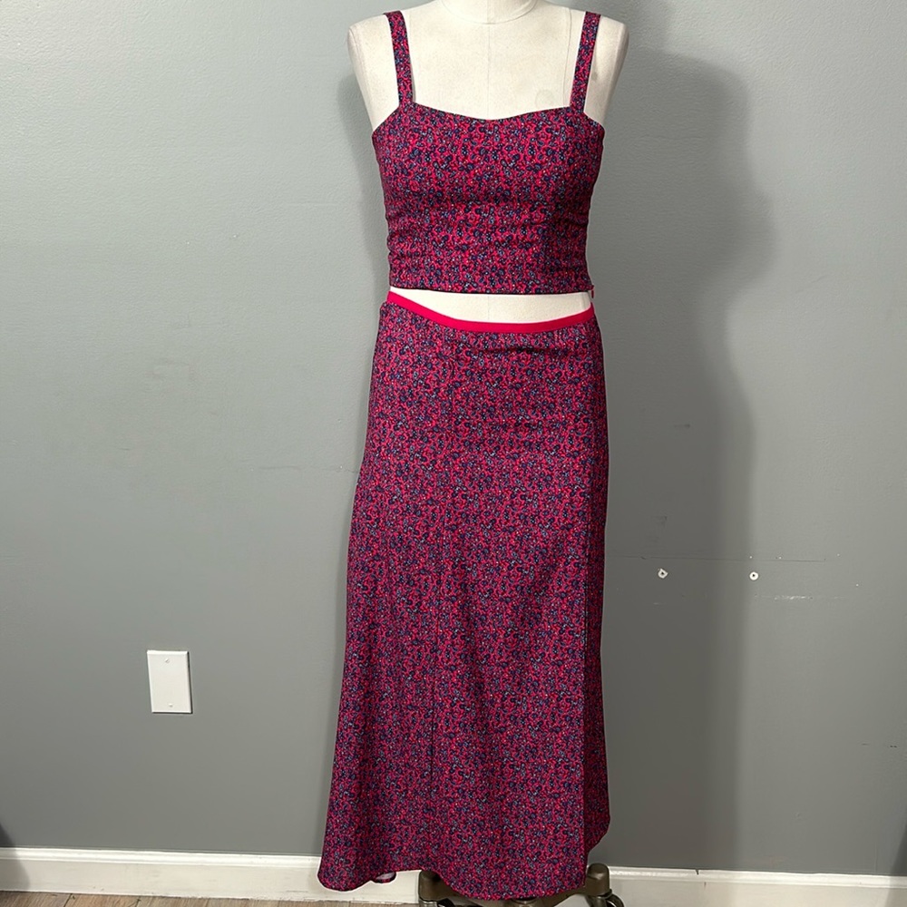 French Connection Set Crop Tank Top & Maxi Skirt 
Verona Raspberry Sorbet Multi